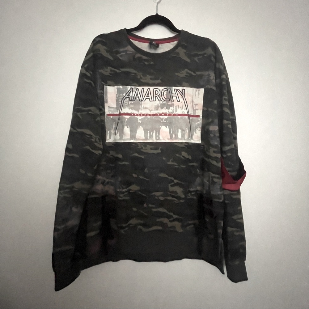 Krome Anarchy Camo Sweatshirt XL Red Arm Band